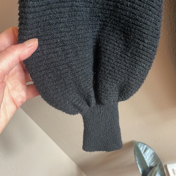 Love Stitch Sweater Dress with pockets - Picture 4 of 6